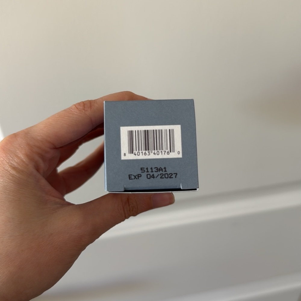 Merit uniform tinted mineral sunscreen - Picture 7 of 7